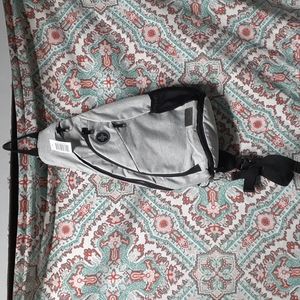 NWT Bella Russo Heather Gray Polyester Single Strap Shoulder Bag